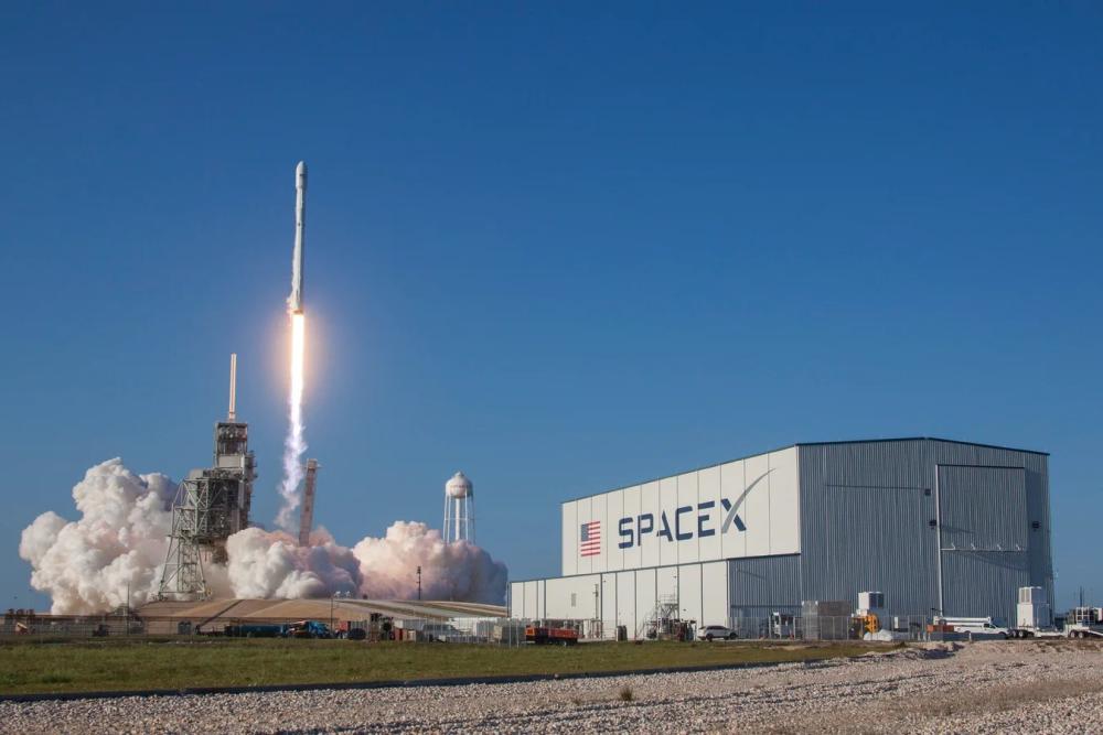 Илон Маск готовит «нестандартное» IPO SpaceX для обхода ограничений Уолл-стрит
